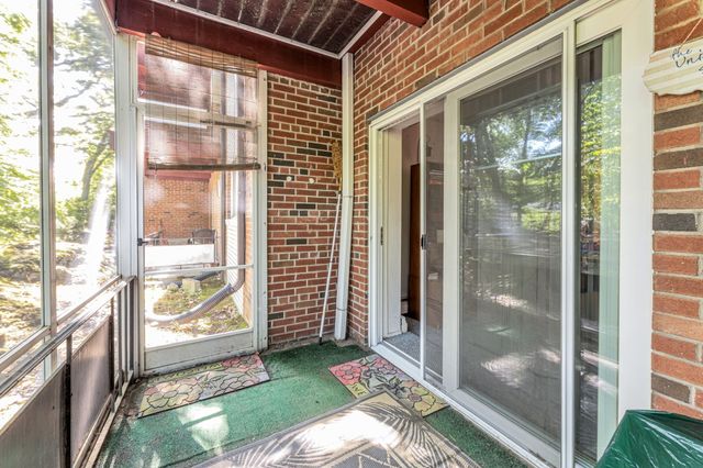 125 Grove St 3, Boston, MA 02132