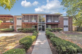 125 Grove St 3, Boston, MA 02132