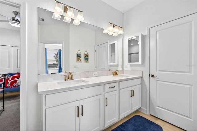 17245 STAR BANKS ST, Wimauma, FL 33598