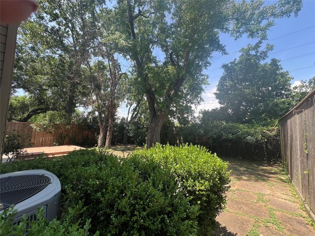 6212 Community Drive, West University Place, TX 77005