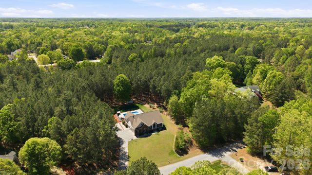 516 Flying Eagle Drive, Clover, SC 29710