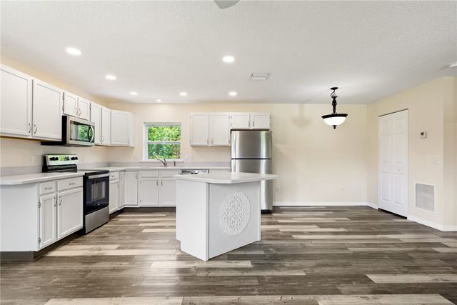 6359 41st Street, Vero Beach, FL 32967