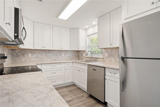 6359 41st Street, Vero Beach, FL 32967