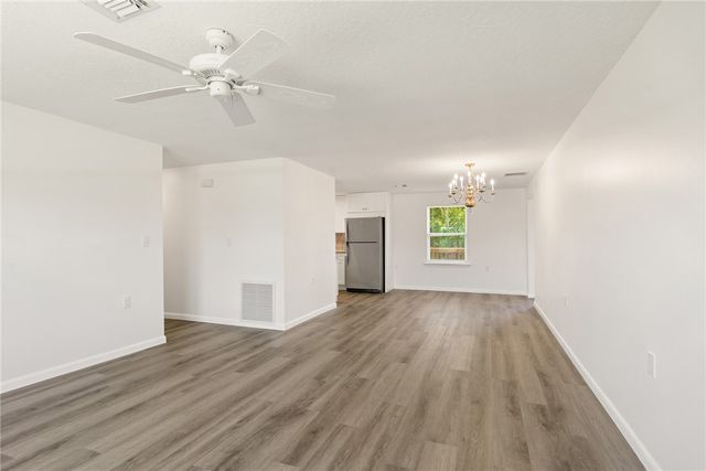 6359 41st Street, Vero Beach, FL 32967