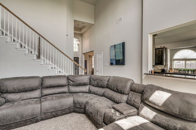 204 Janice Court, Glenn Heights, TX 75154