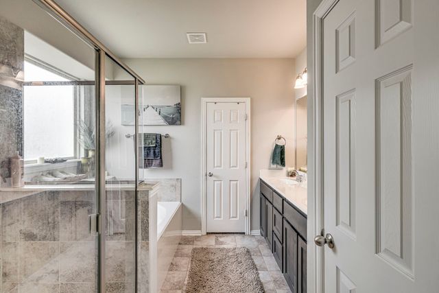 204 Janice Court, Glenn Heights, TX 75154