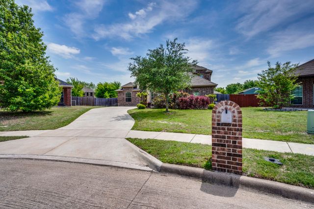 204 Janice Court, Glenn Heights, TX 75154
