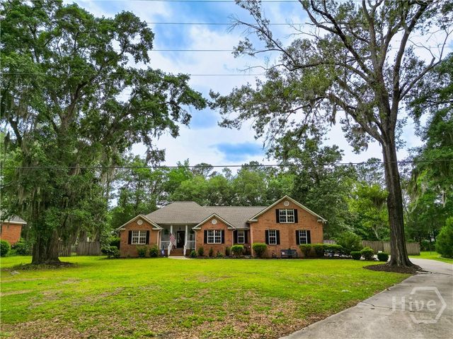 112 Mill Hill Road, Richmond Hill, GA 31324