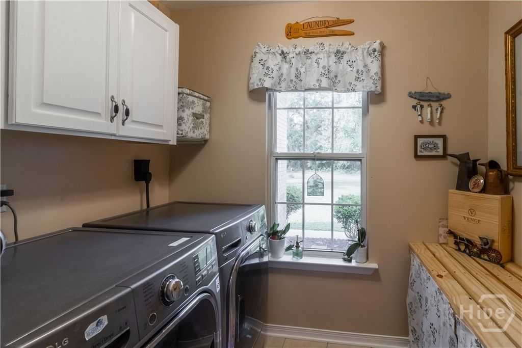 Image 29 of property listing at 112 Mill Hill Road, Richmond Hill, GA 31324