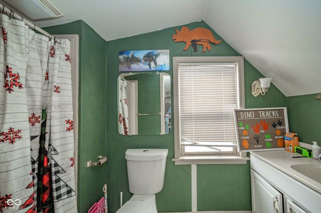 812 Chestnut Street, Anderson, IN 46012