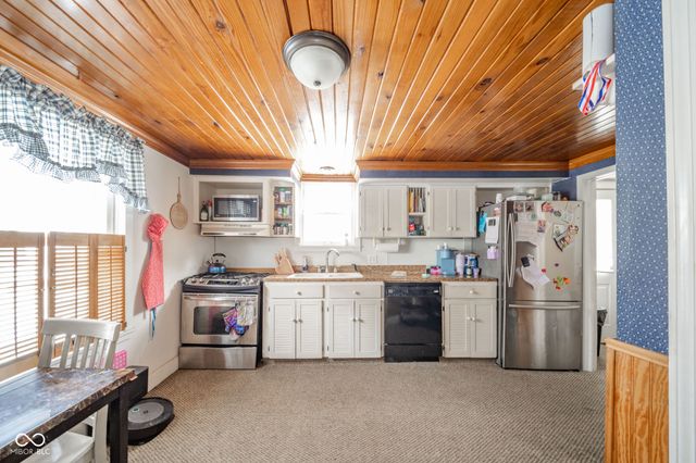 812 Chestnut Street, Anderson, IN 46012