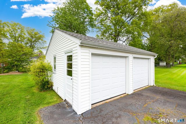 35 Greenfield Street, Wethersfield, CT 06109