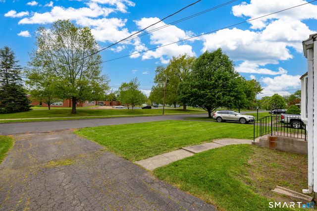 35 Greenfield Street, Wethersfield, CT 06109