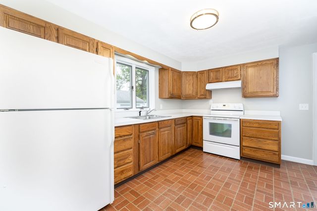 35 Greenfield Street, Wethersfield, CT 06109