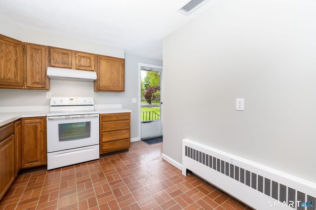 35 Greenfield Street, Wethersfield, CT 06109