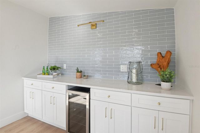 16006 REDINGTON DRIVE, Redington Beach, FL 33708