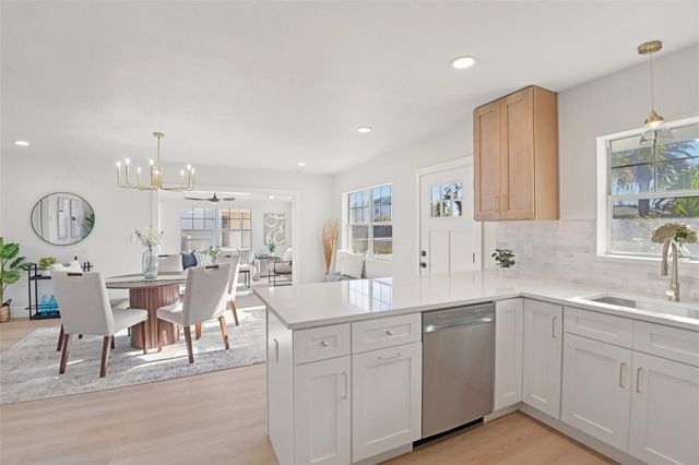 16006 REDINGTON DRIVE, Redington Beach, FL 33708