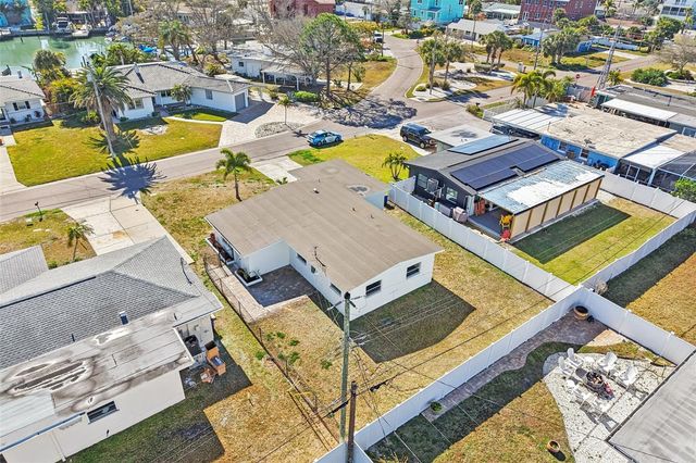 16006 REDINGTON DRIVE, Redington Beach, FL 33708