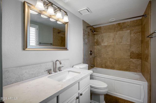 10444 N 69TH Street 201, Paradise Valley, AZ 85253