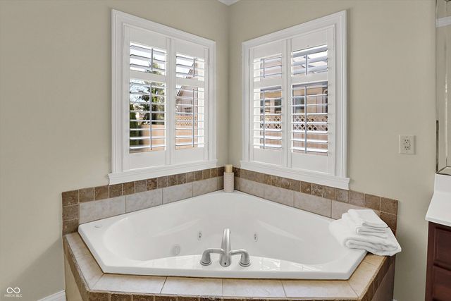 12452 Burke Drive, Carmel, IN 46032