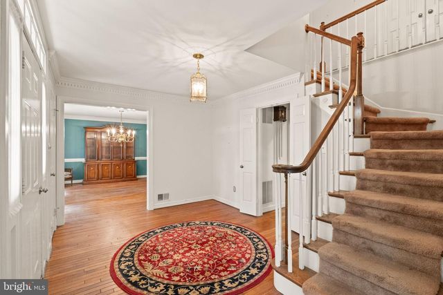 4560 LYNN FOREST DR, Gainesville, VA 20155