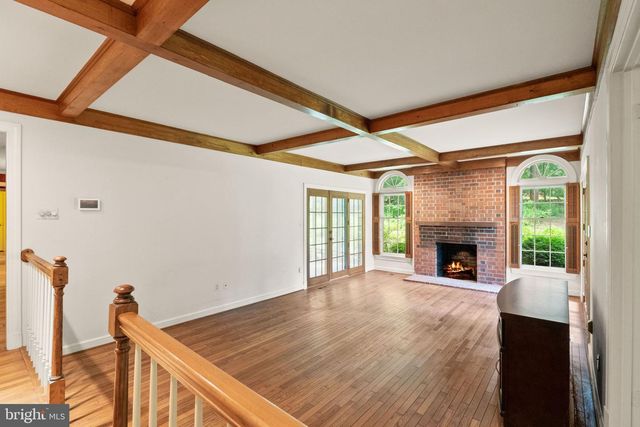 4560 LYNN FOREST DR, Gainesville, VA 20155