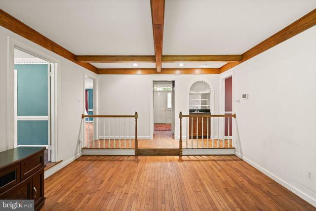 4560 LYNN FOREST DR, Gainesville, VA 20155