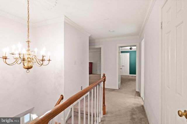 4560 LYNN FOREST DR, Gainesville, VA 20155