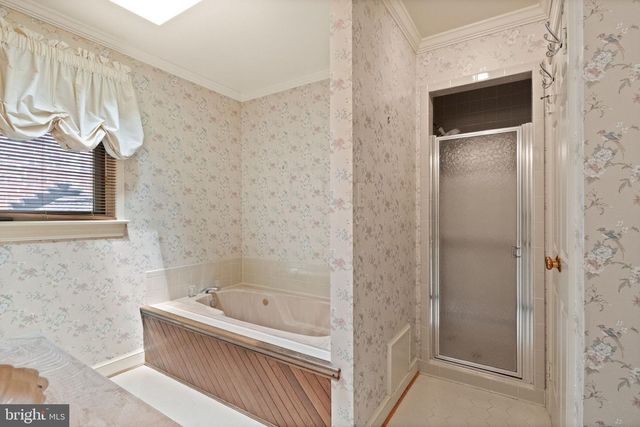 4560 LYNN FOREST DR, Gainesville, VA 20155