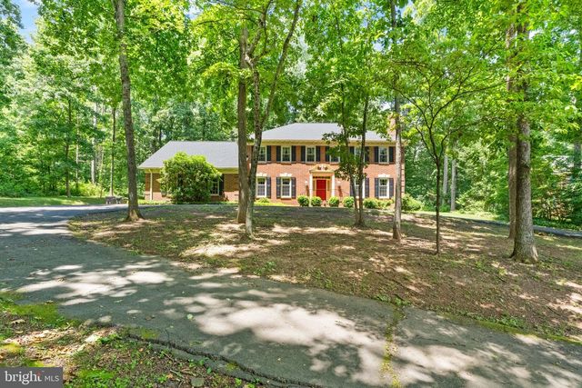 4560 LYNN FOREST DR, Gainesville, VA 20155