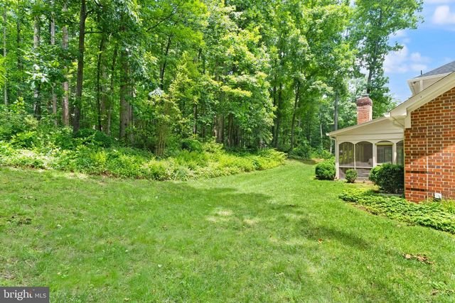 4560 LYNN FOREST DR, Gainesville, VA 20155
