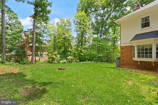 4560 LYNN FOREST DR, Gainesville, VA 20155
