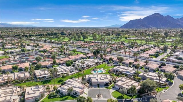 48558 Via Amistad, La Quinta, CA 92253