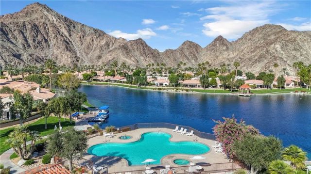 48558 Via Amistad, La Quinta, CA 92253