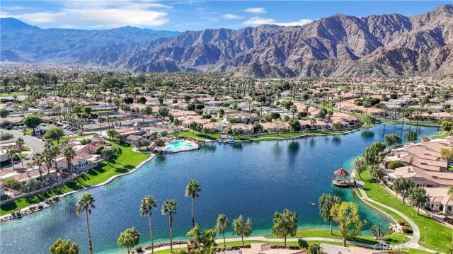 48558 Via Amistad, La Quinta, CA 92253