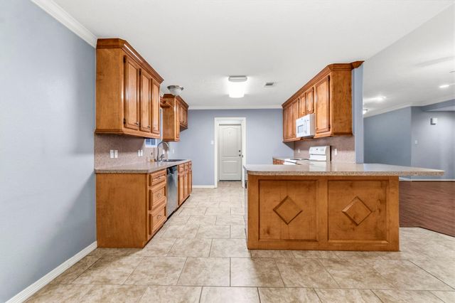 10367 Royal Magnolia Drive, Conroe, TX 77303