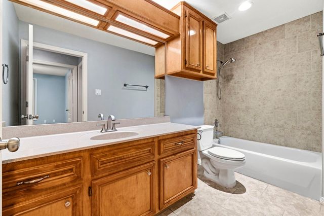 10367 Royal Magnolia Drive, Conroe, TX 77303