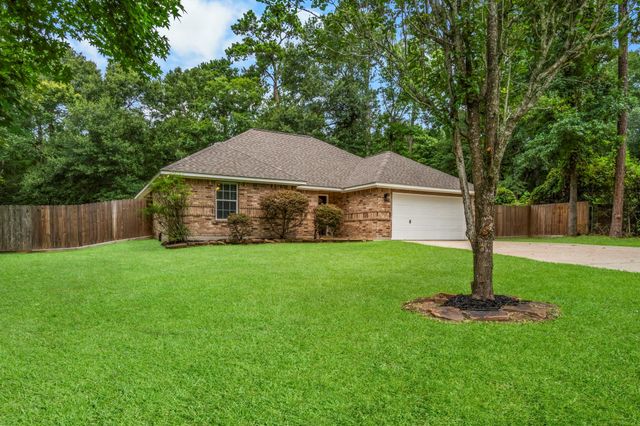 10367 Royal Magnolia Drive, Conroe, TX 77303