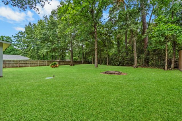 10367 Royal Magnolia Drive, Conroe, TX 77303