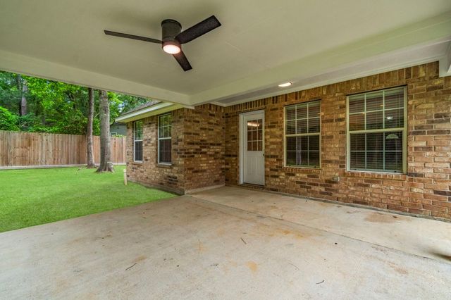 10367 Royal Magnolia Drive, Conroe, TX 77303