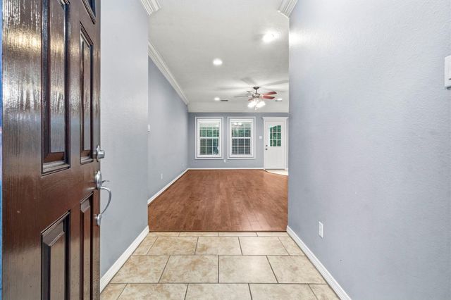 10367 Royal Magnolia Drive, Conroe, TX 77303
