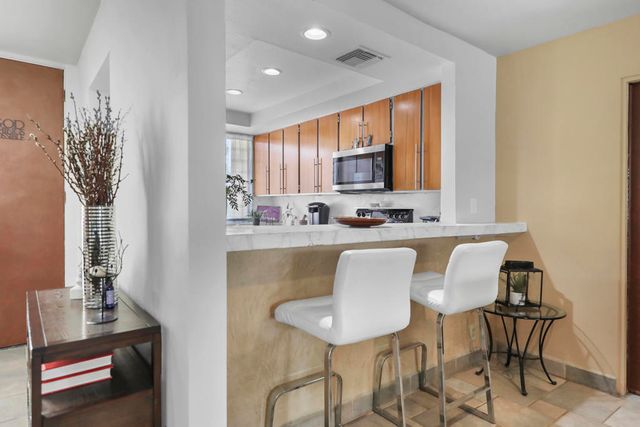 45711 W Verba Santa Drive, Palm Desert, CA 92260