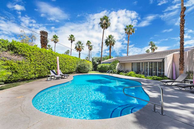45711 W Verba Santa Drive, Palm Desert, CA 92260