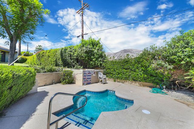45711 W Verba Santa Drive, Palm Desert, CA 92260
