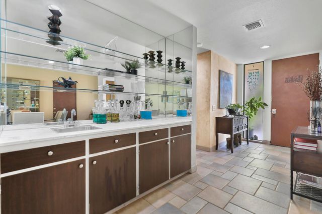 45711 W Verba Santa Drive, Palm Desert, CA 92260