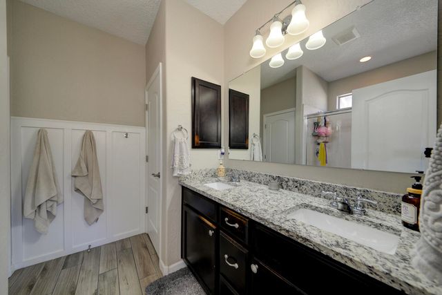 8604 Monsoon Road NW, Albuquerque, NM 87120