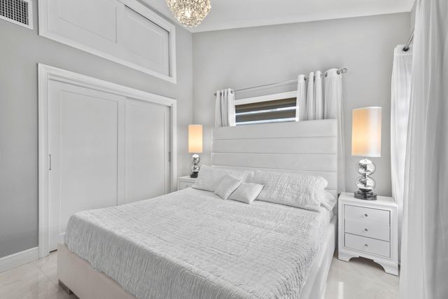 7101 W Lake Drive, Lake Clarke Shores, FL 33406