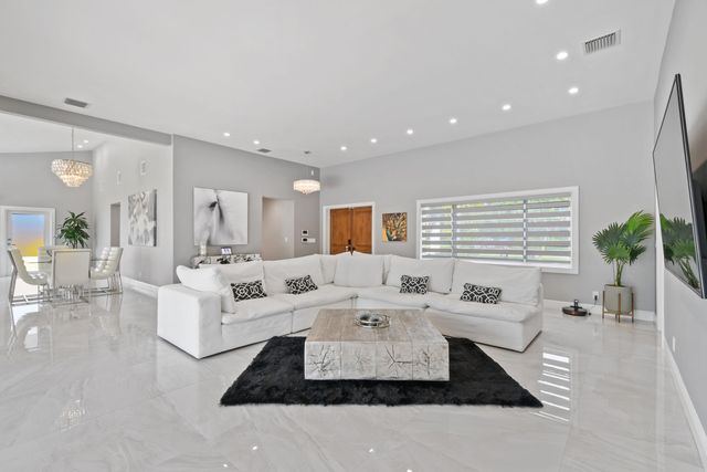 7101 W Lake Drive, Lake Clarke Shores, FL 33406