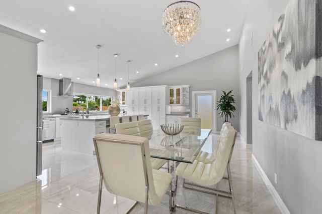 7101 W Lake Drive, Lake Clarke Shores, FL 33406