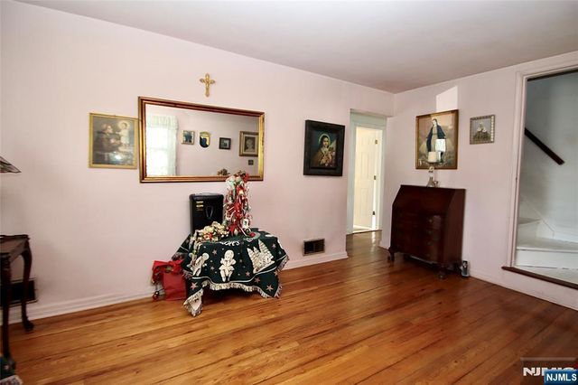 37-17 Jasper Road, Fair Lawn, NJ 07410